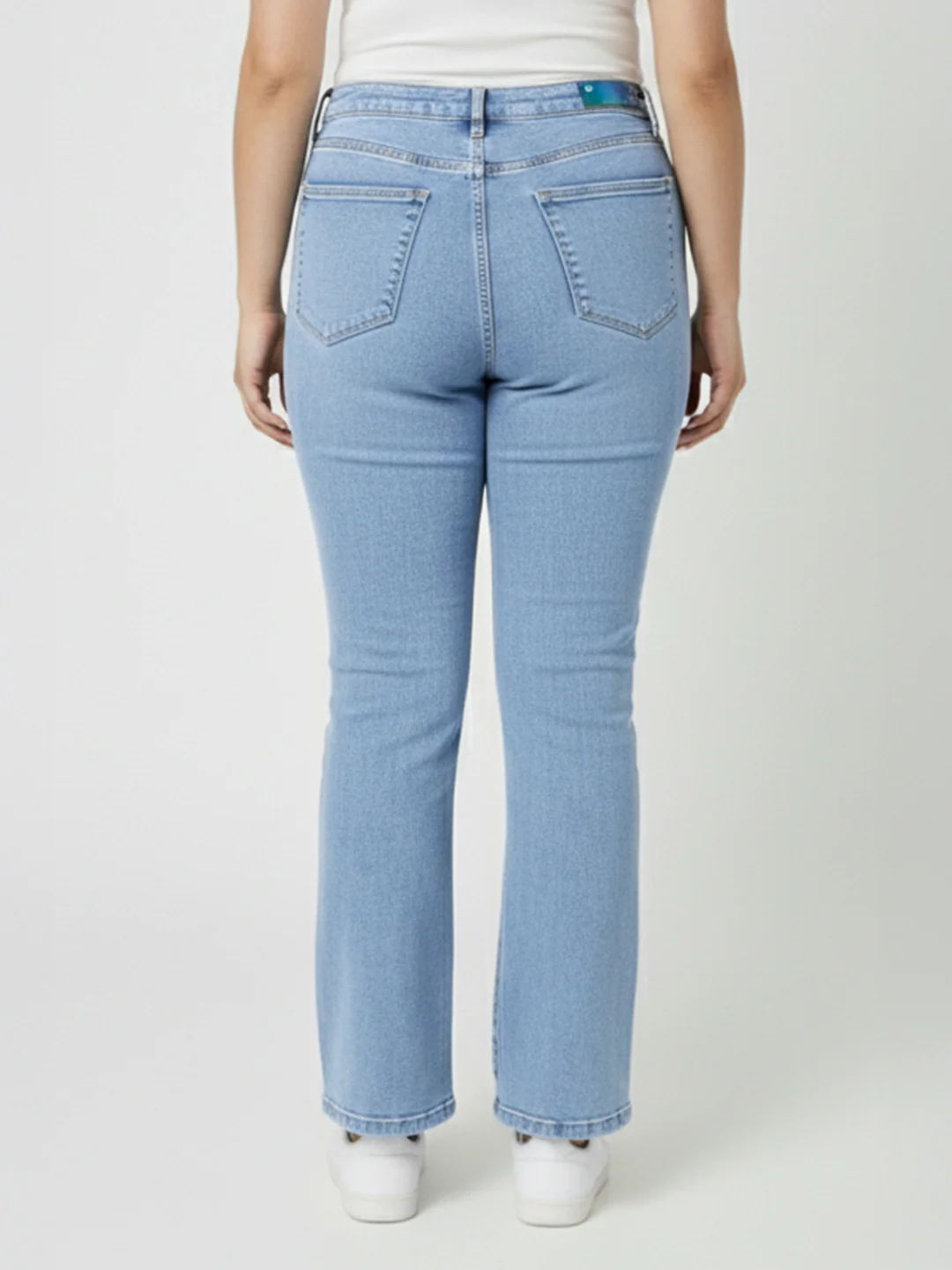 Kraus Kurve Women Blue High-Rise Flare Jeans - Image 3