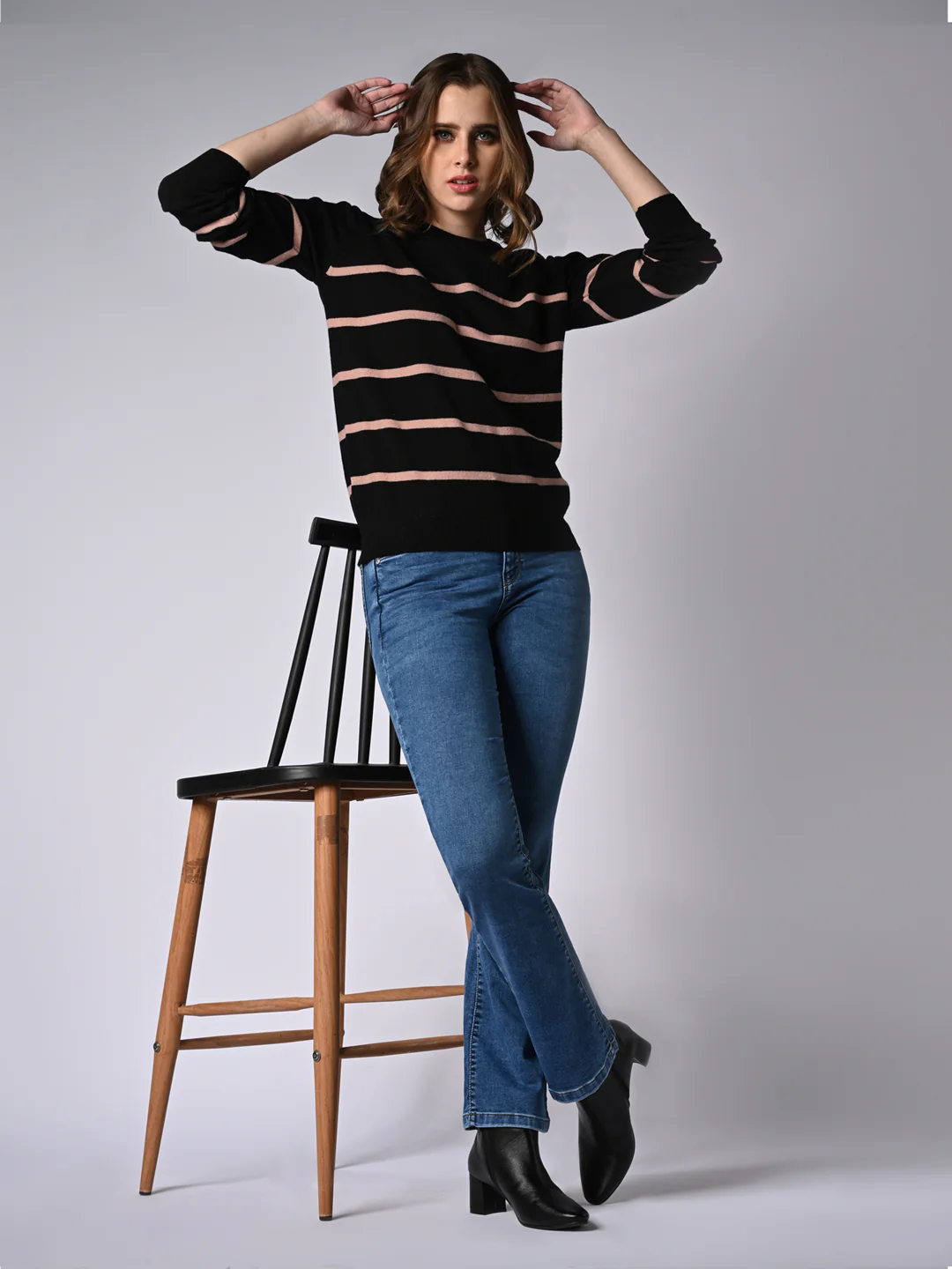 Women Black/Beige Slim Fit Sweater