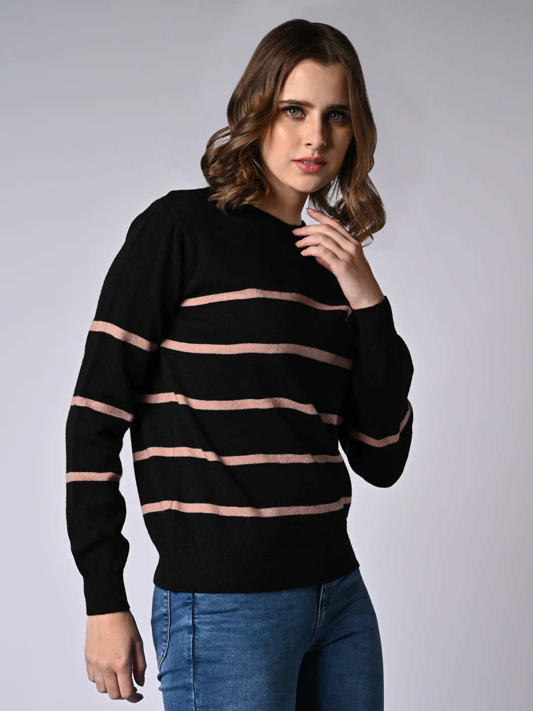 Women Black/Beige Slim Fit Sweater - Image 4