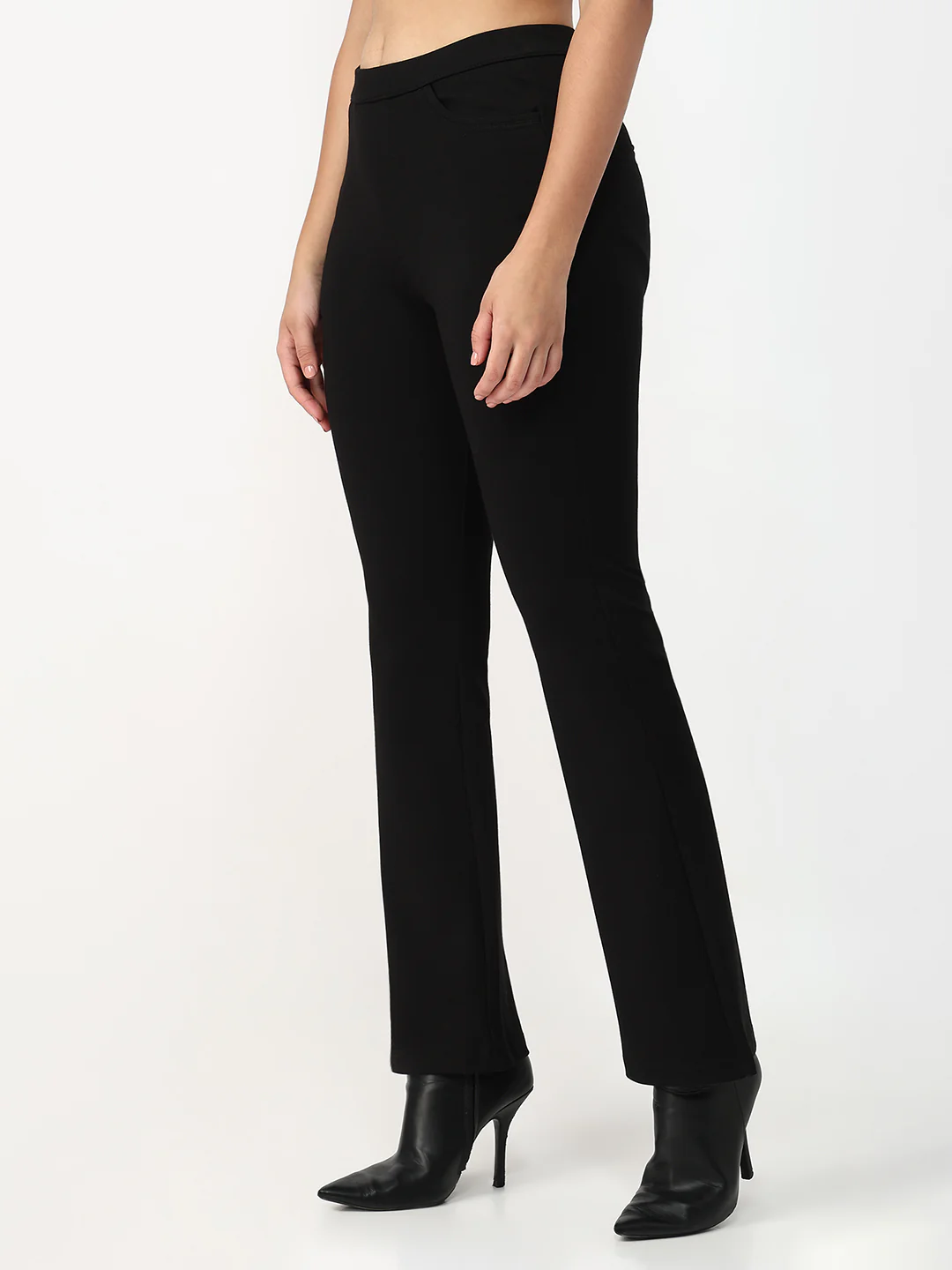 Women Black Flare Treggings - Image 7