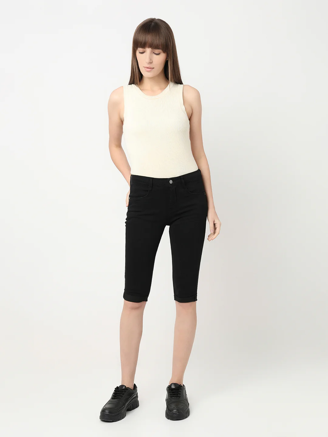 Women Black High-Rise Capri - Image 5