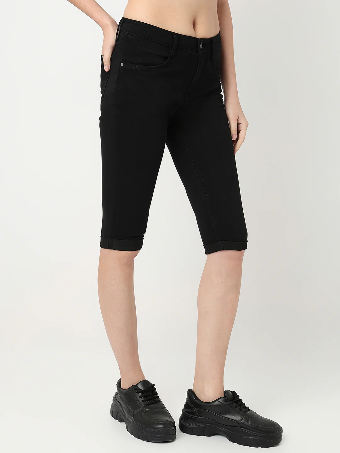 Women Black High-Rise Capri - Image 6