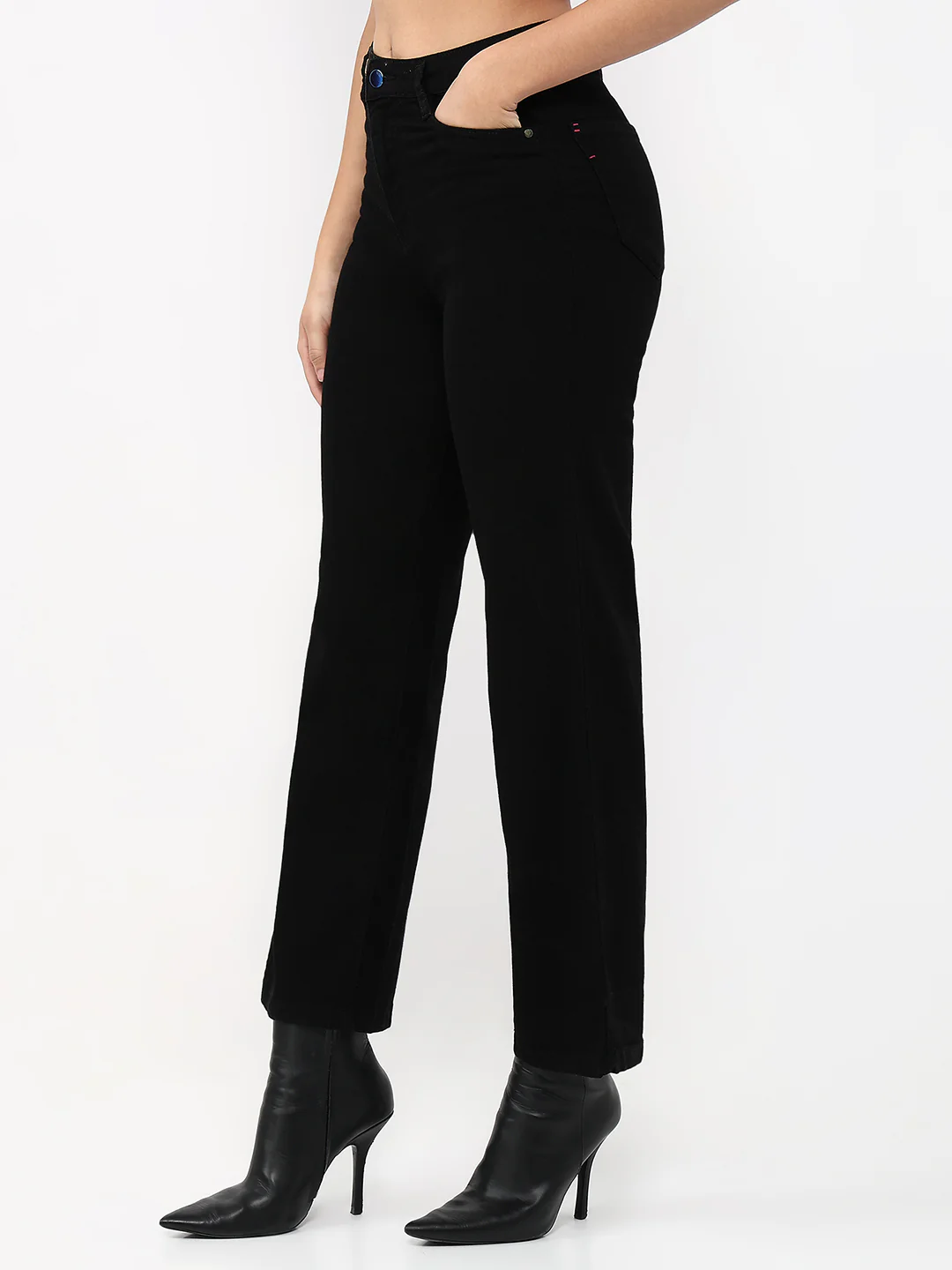Women Black High-Rise Crop Wide Leg Jeans - Image 6