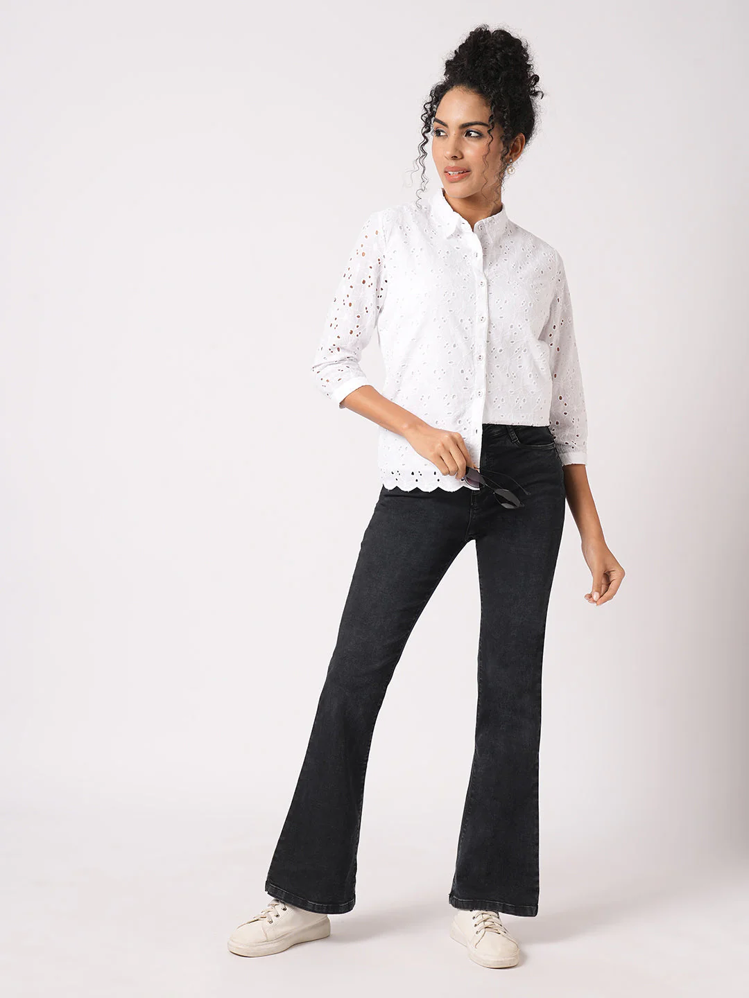 Women Black High-Rise Flare Jeans - Image 4