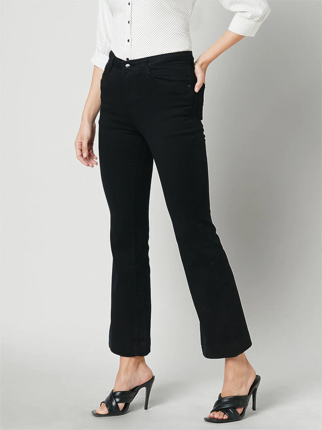 Women Black High-Rise Flare Jeans - Image 4