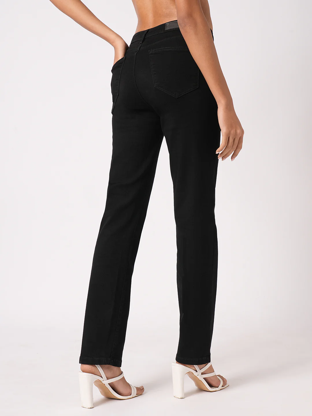 Women Black High-Rise Slim Straight Fit Jeans - Image 3