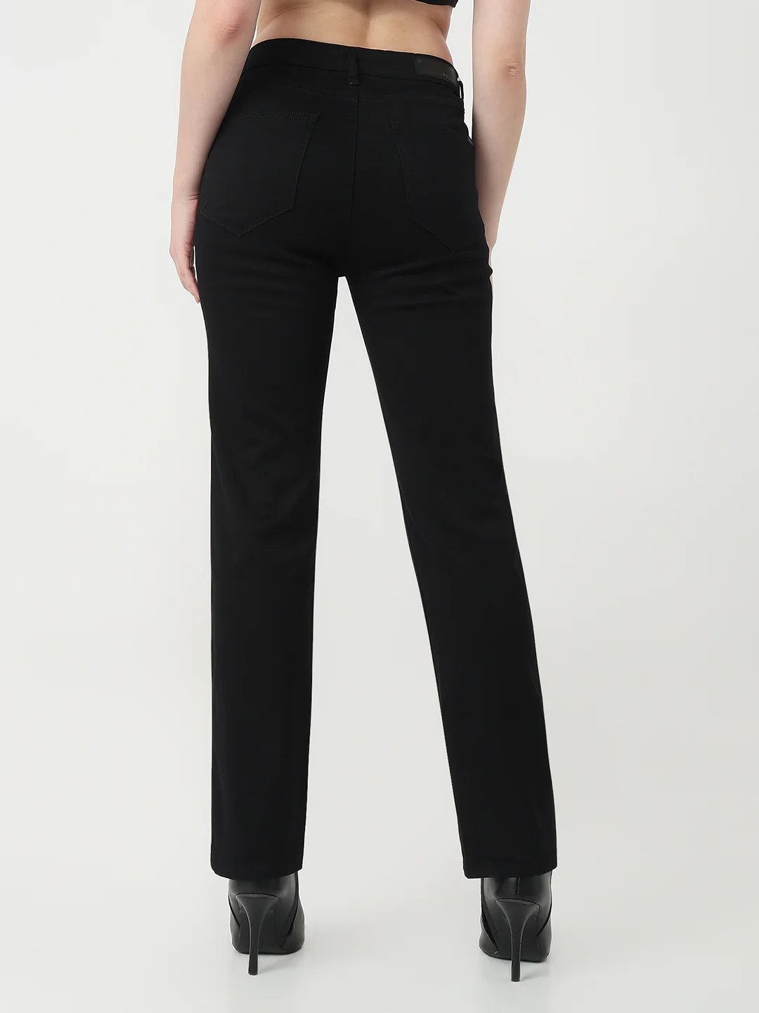 Women Black High-Rise Slim Straight Jeans - Image 3