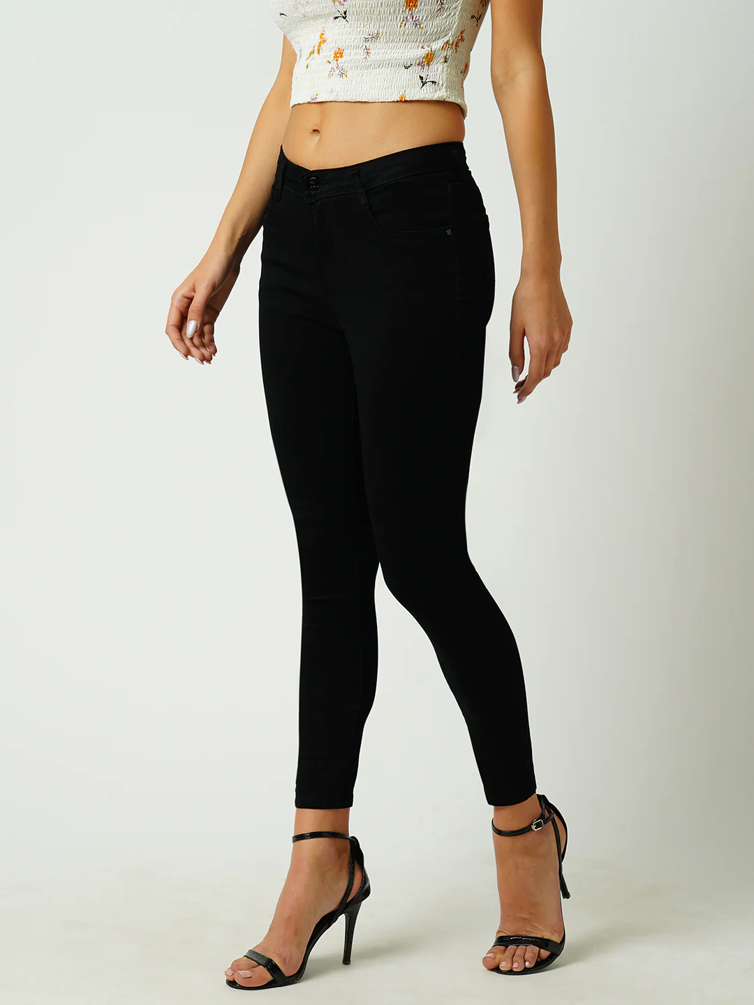 Women Black High-Rise Slimming Skinny Jeans - Image 6