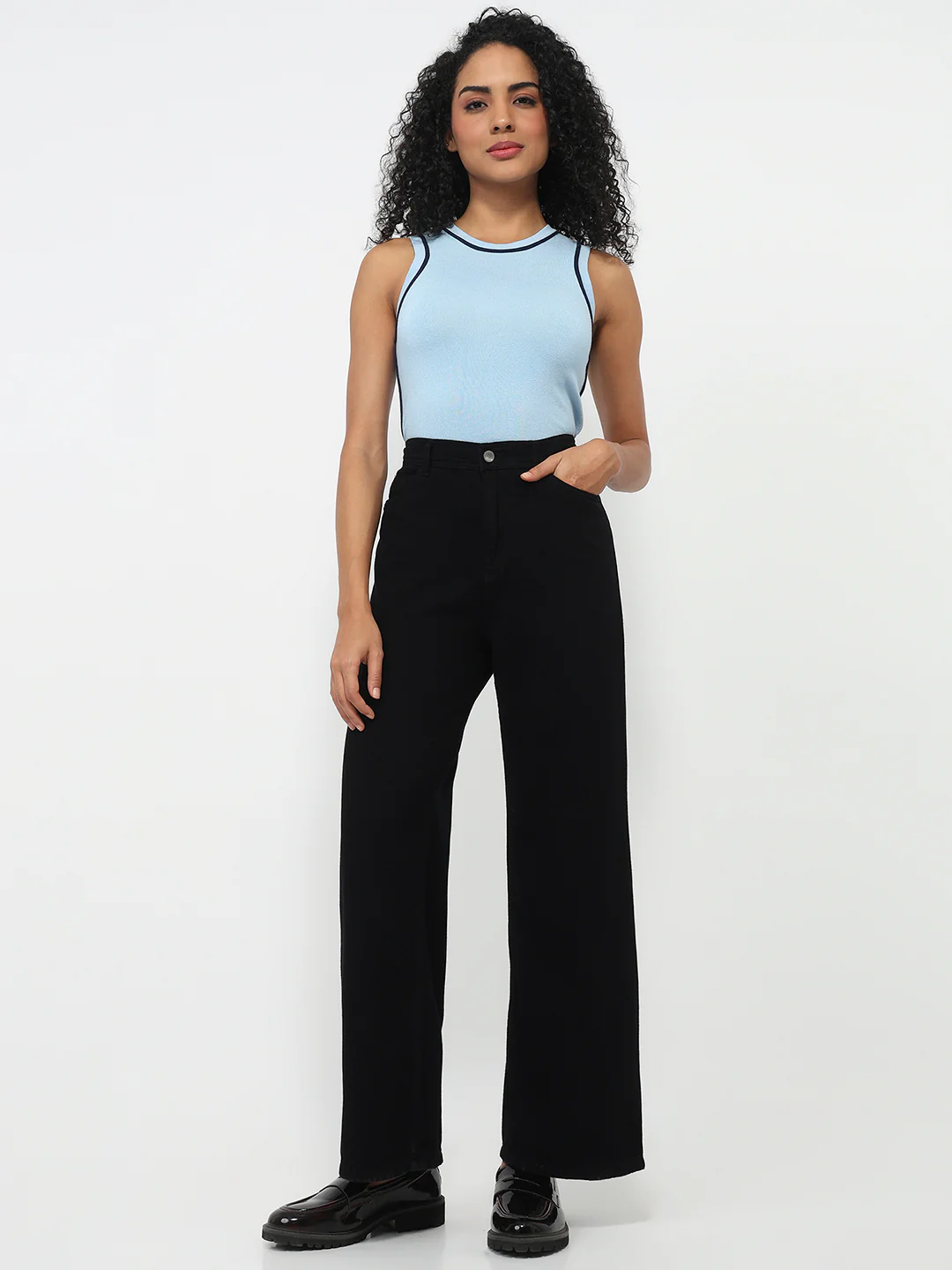 Women Black High-Rise Super Wide Leg Jeans - Image 4