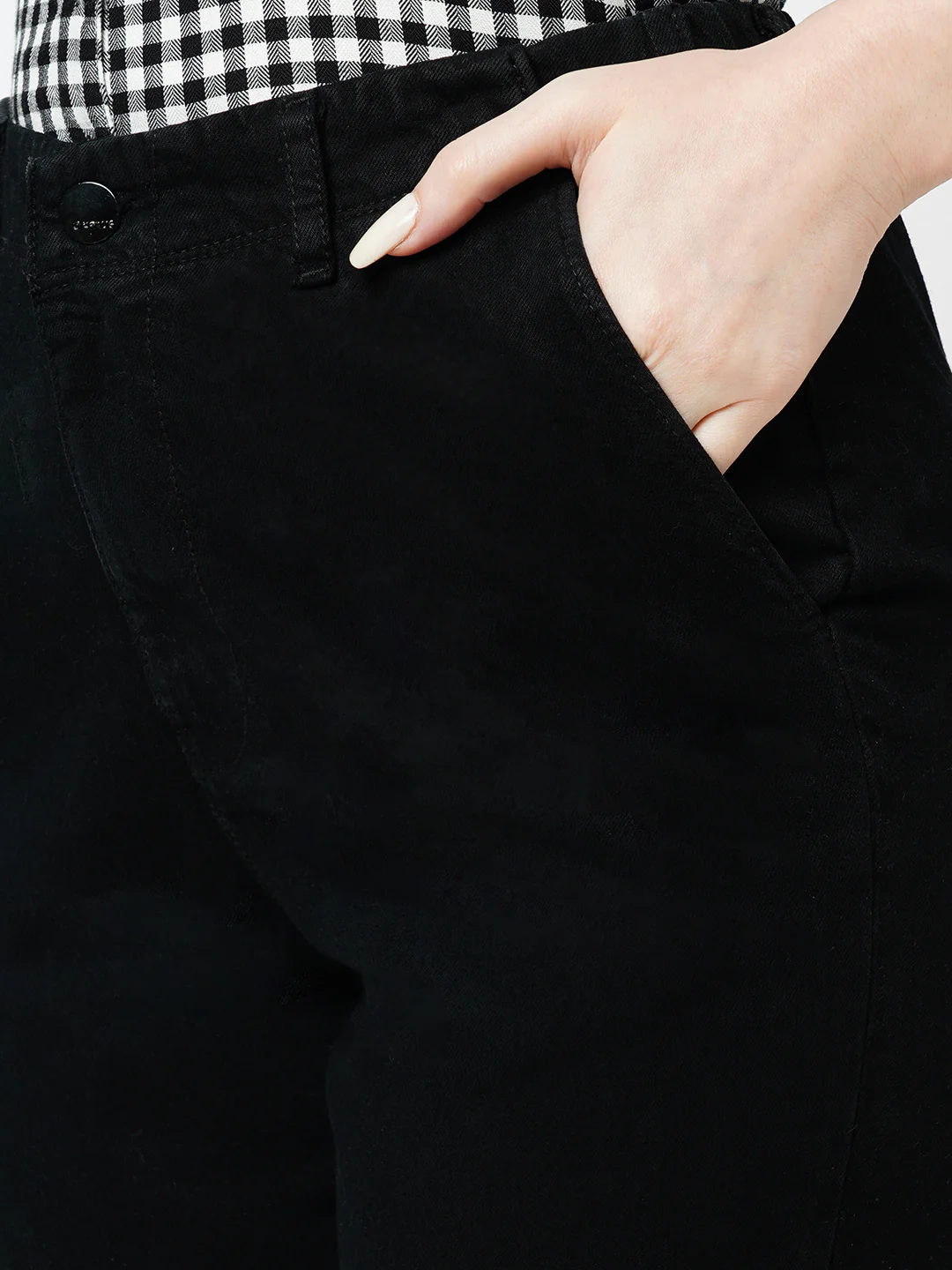 Women Black High-Rise Trousers - Image 5