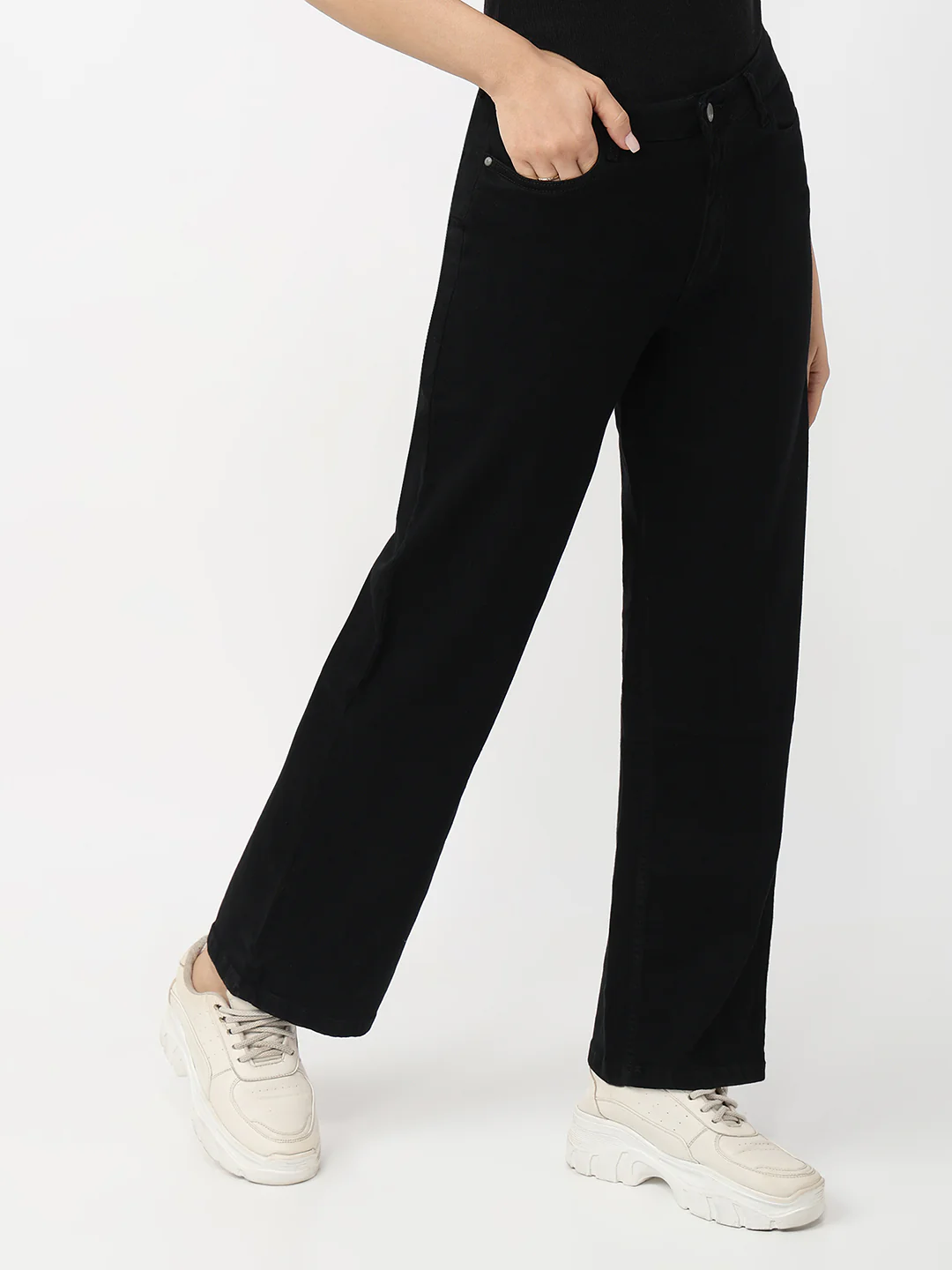 Women Black High-Rise Wide Leg Jeans - Image 5