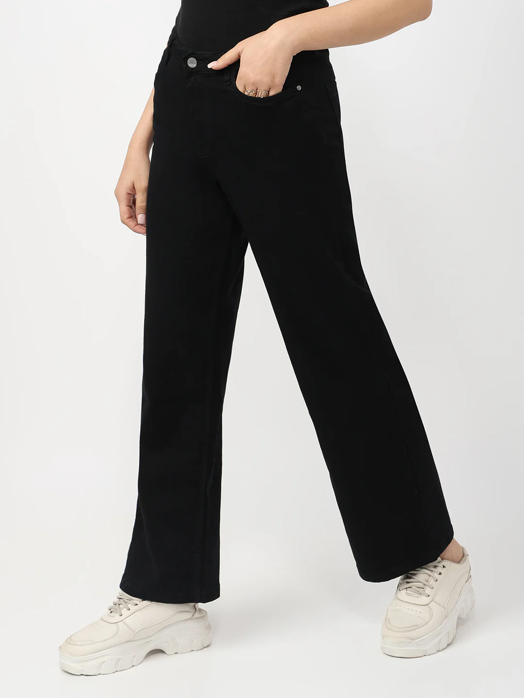 Women Black High-Rise Wide Leg Jeans - Image 7
