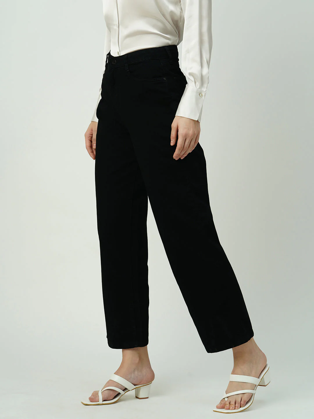 Women Black High-Rise Wide Leg Jeans - Image 6