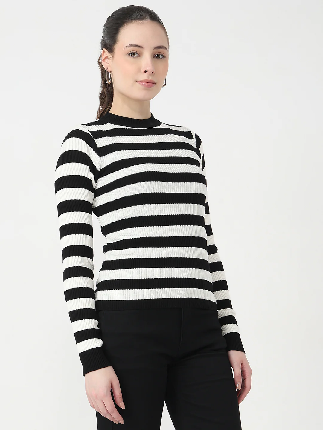 Women Black/Ivory Slim Fit Flat Knit - Image 5