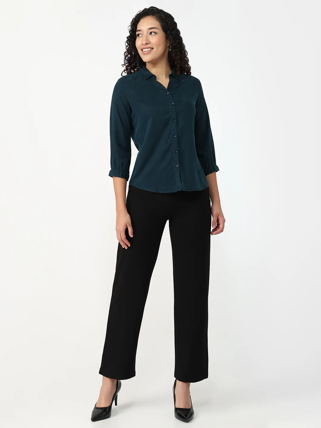 Women Black Loose Straight Fit Treggings - Image 4