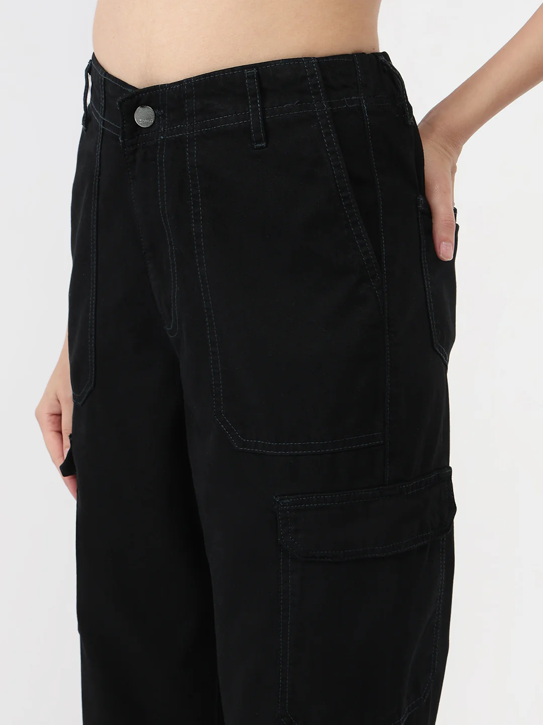 Women Black Mid-Rise Cargo - Image 6
