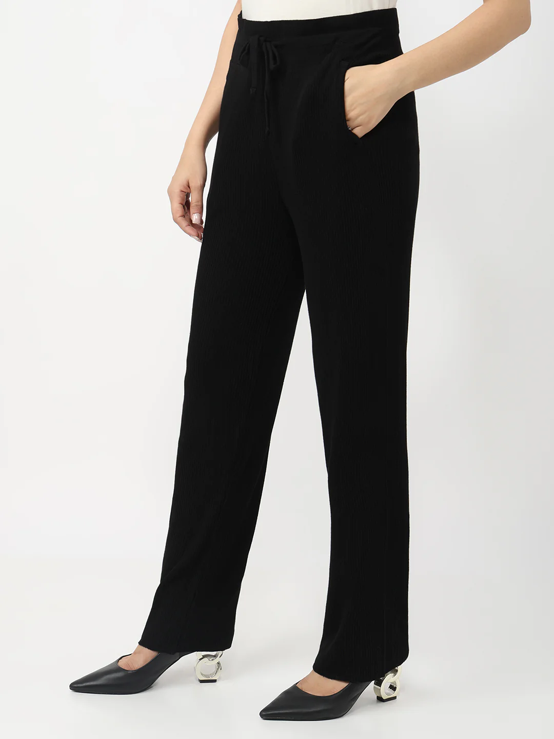 Women Black Mid-Rise Loose Straight Fit Trouser - Image 7