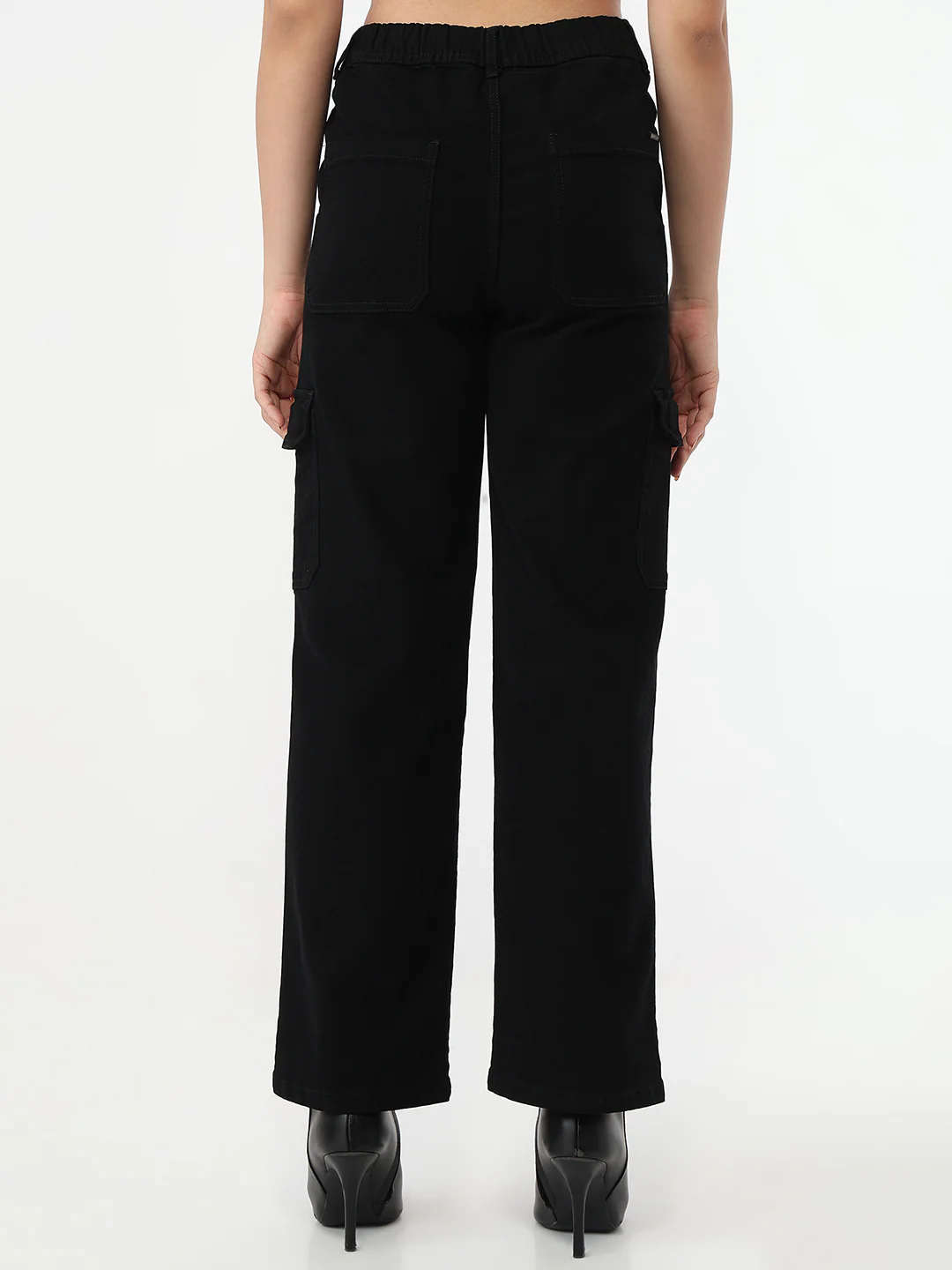 Women Black Mid-Rise Skinny Cargo - Image 3