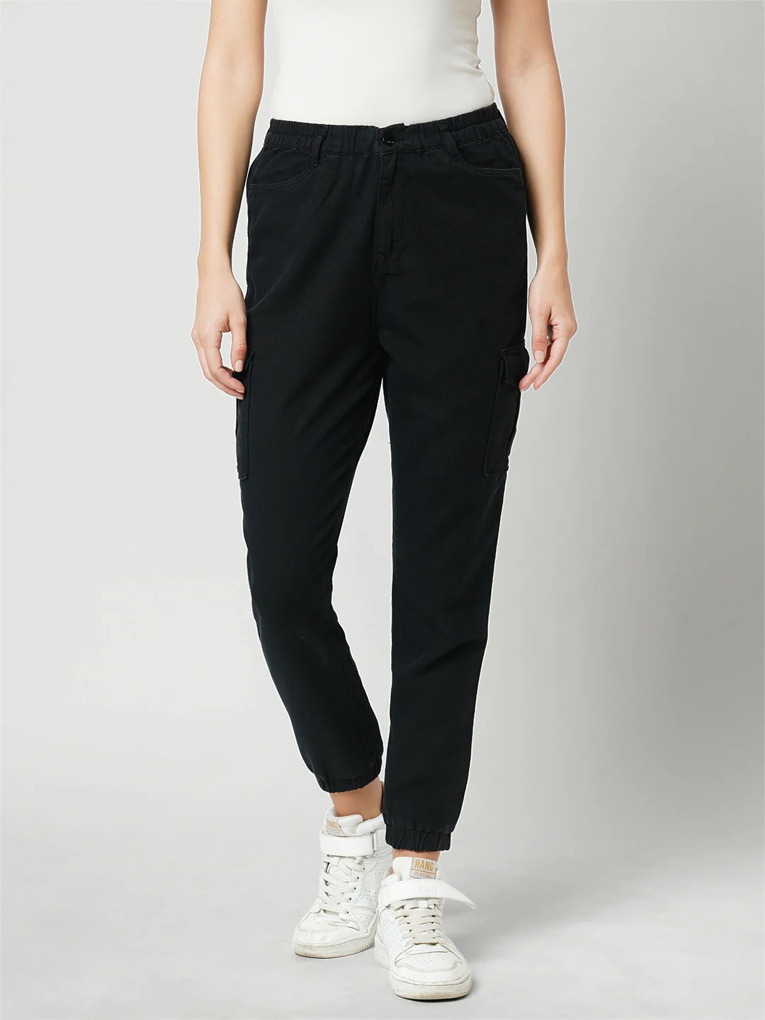 Women Black Mid-Rise Skinny Cargo - Image 2