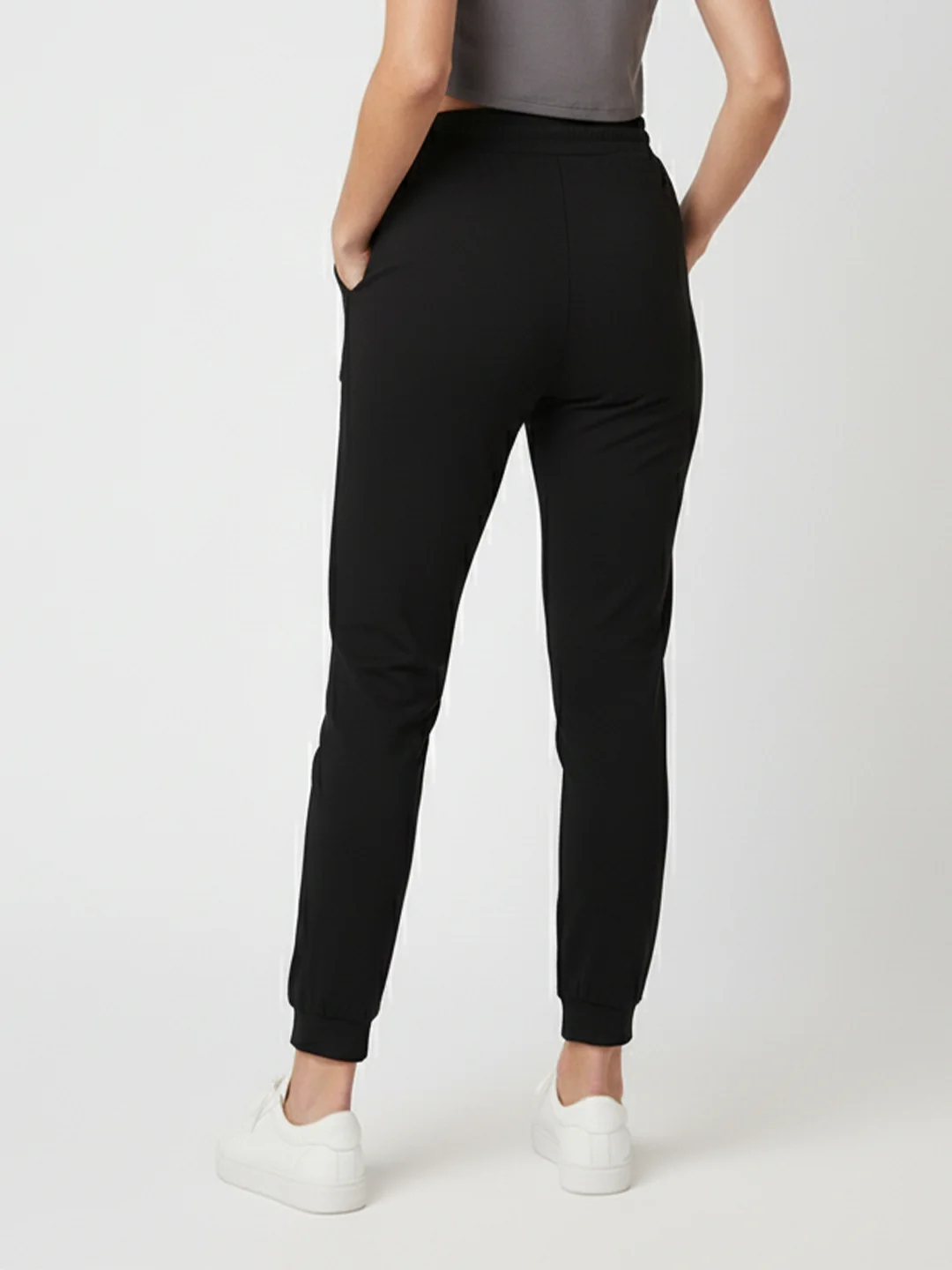 Women Black Mid-Rise Skinny Joggers - Image 3