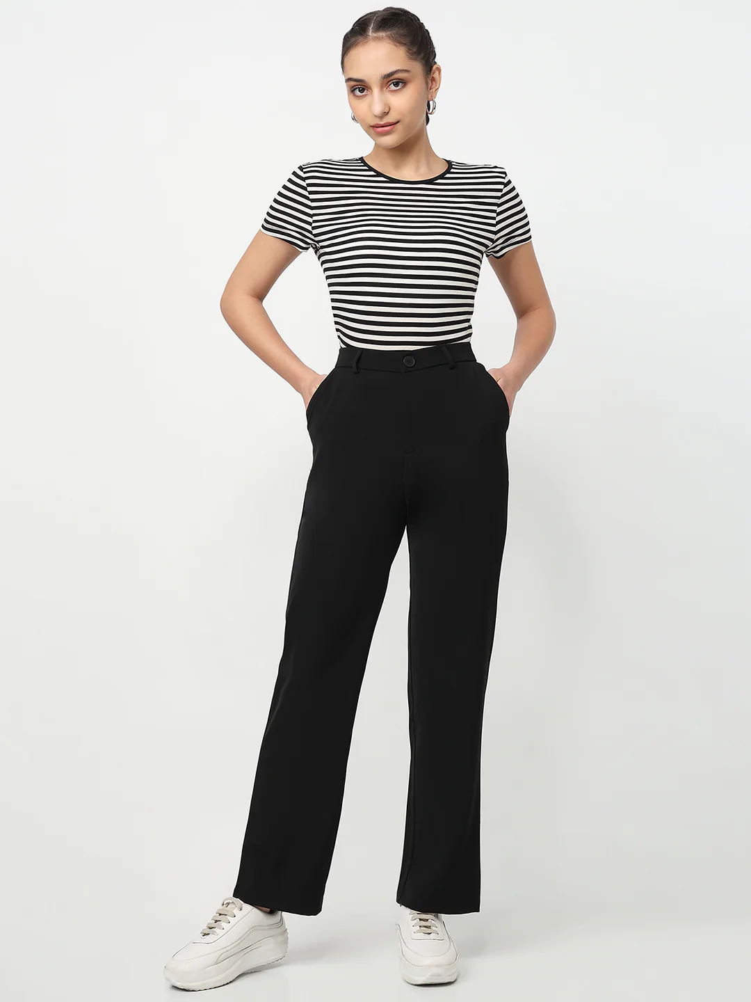 Women Black Mid-Rise Straight Fit Korean Pants - Image 4