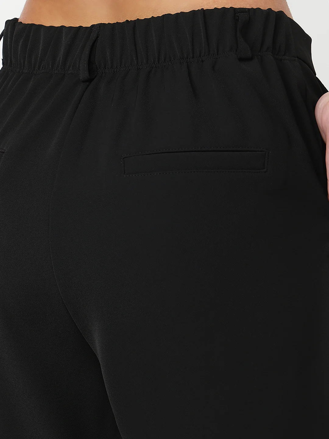Women Black Mid-Rise Straight Fit Korean Pants - Image 7