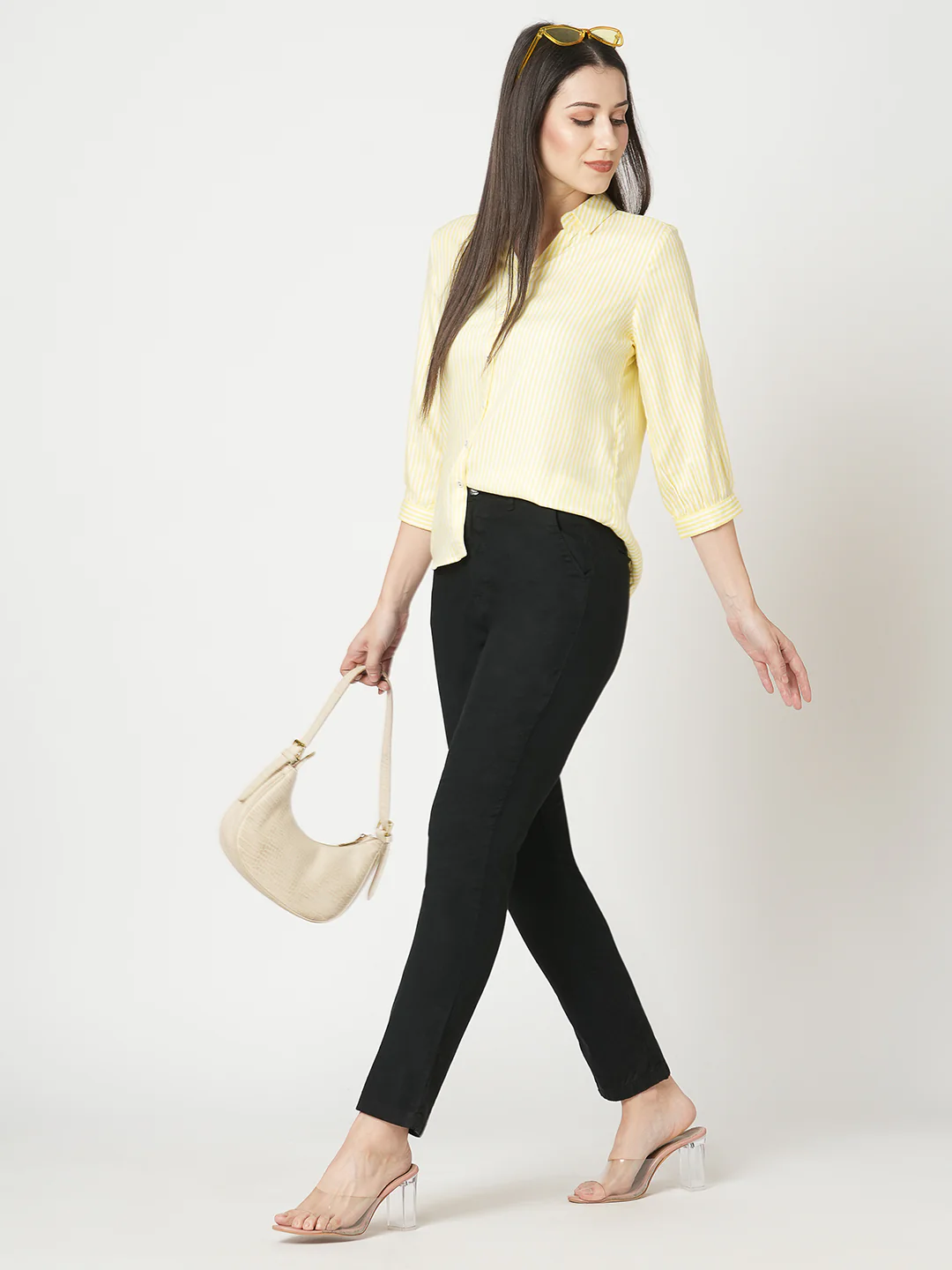 Women Black Mid-Rise Trouser - Image 4
