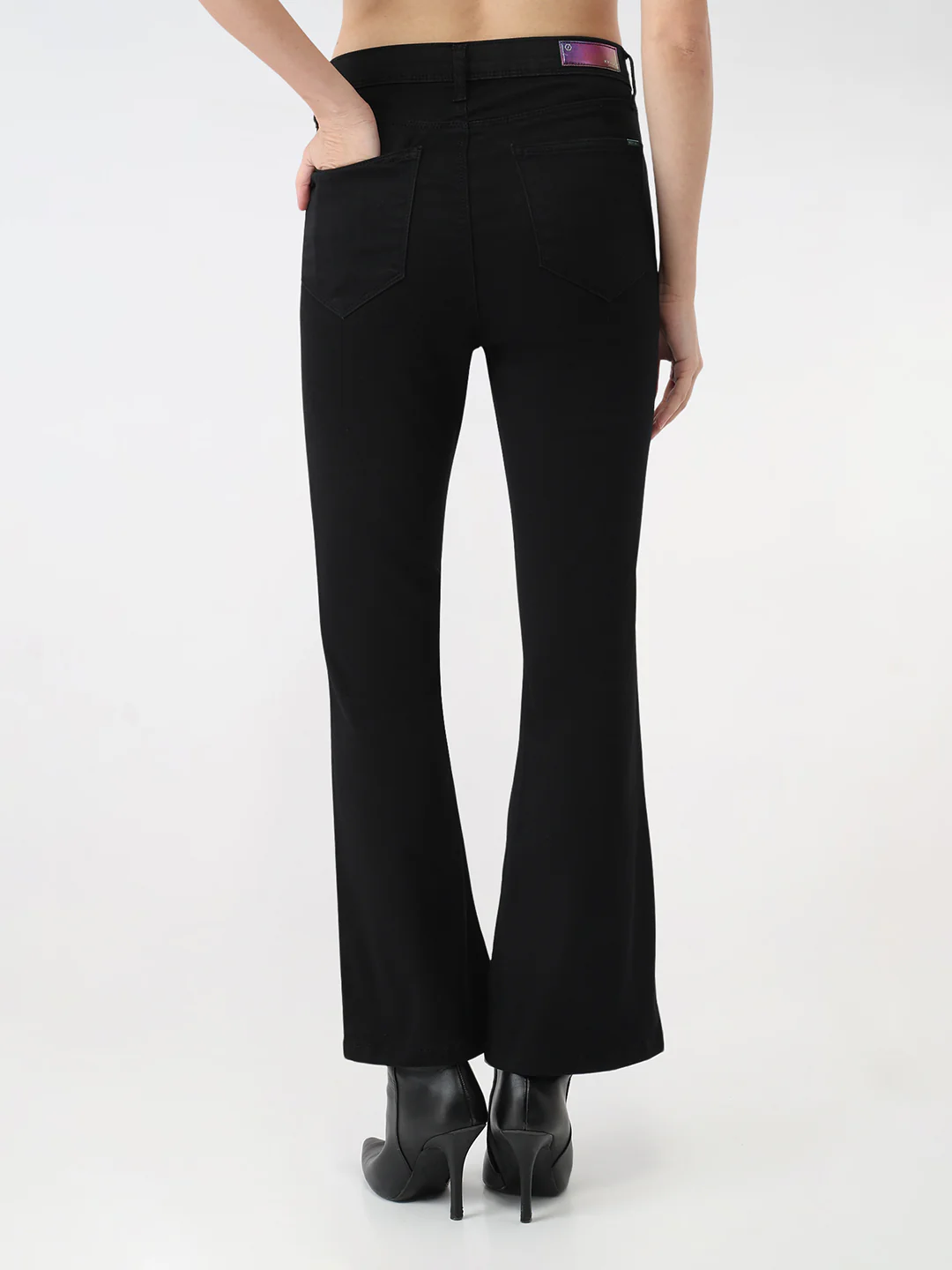 Women Black Mini Flare Jeans - Image 3