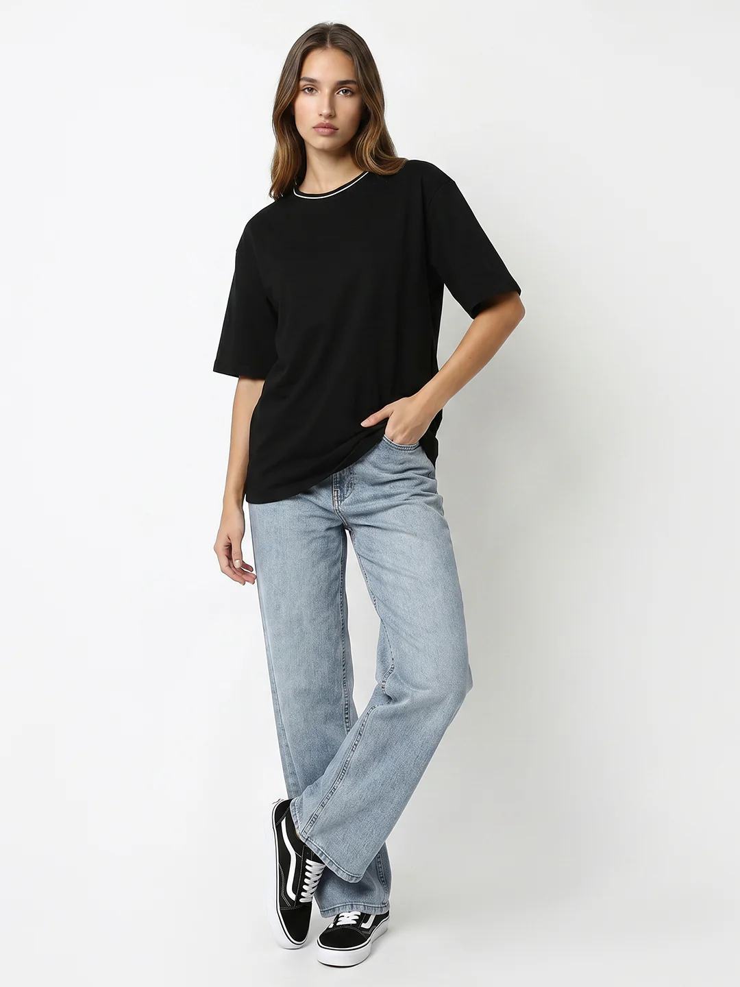Women Black Oversized T-Shirt - Image 4