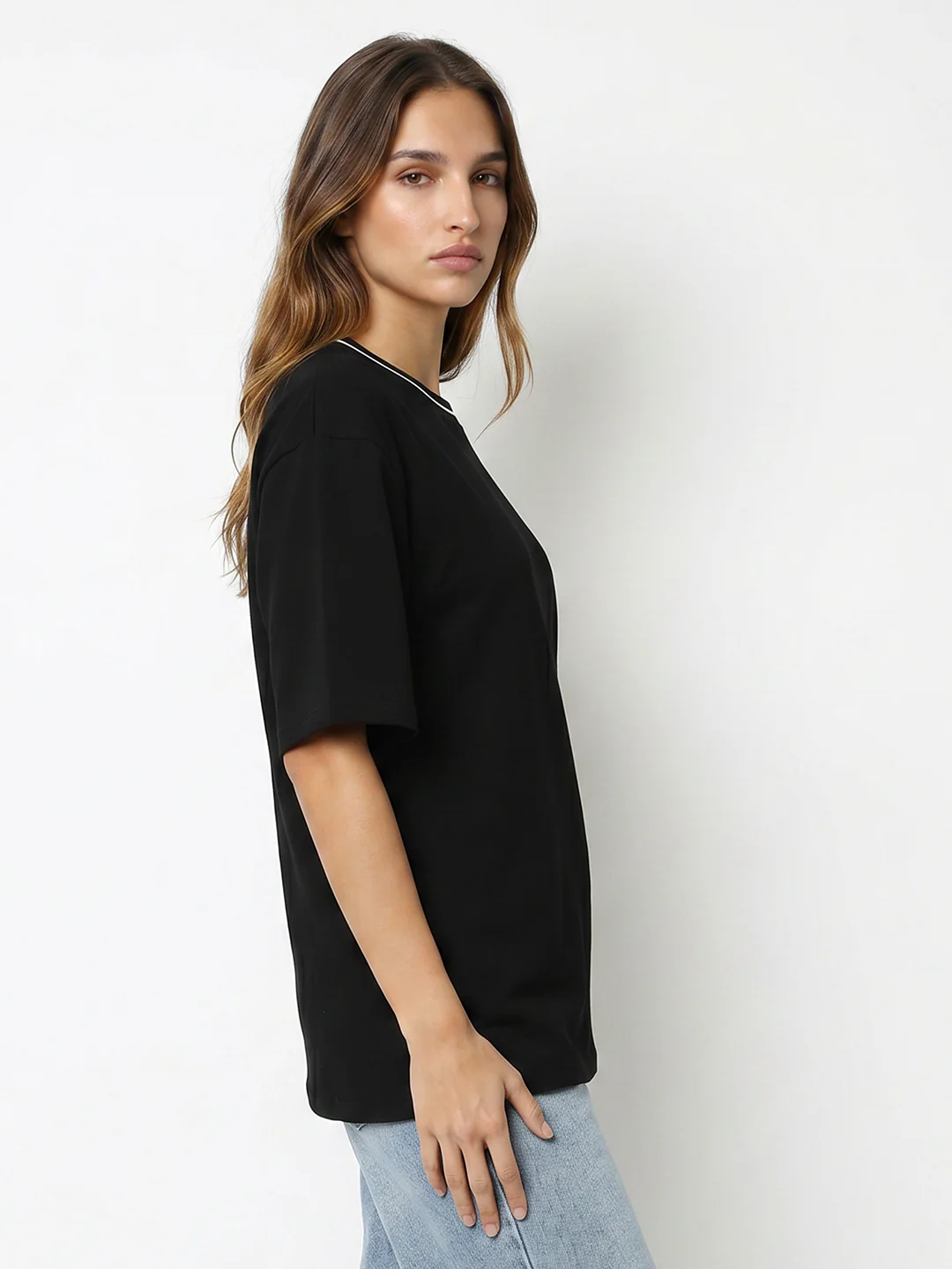 Women Black Oversized T-Shirt - Image 5