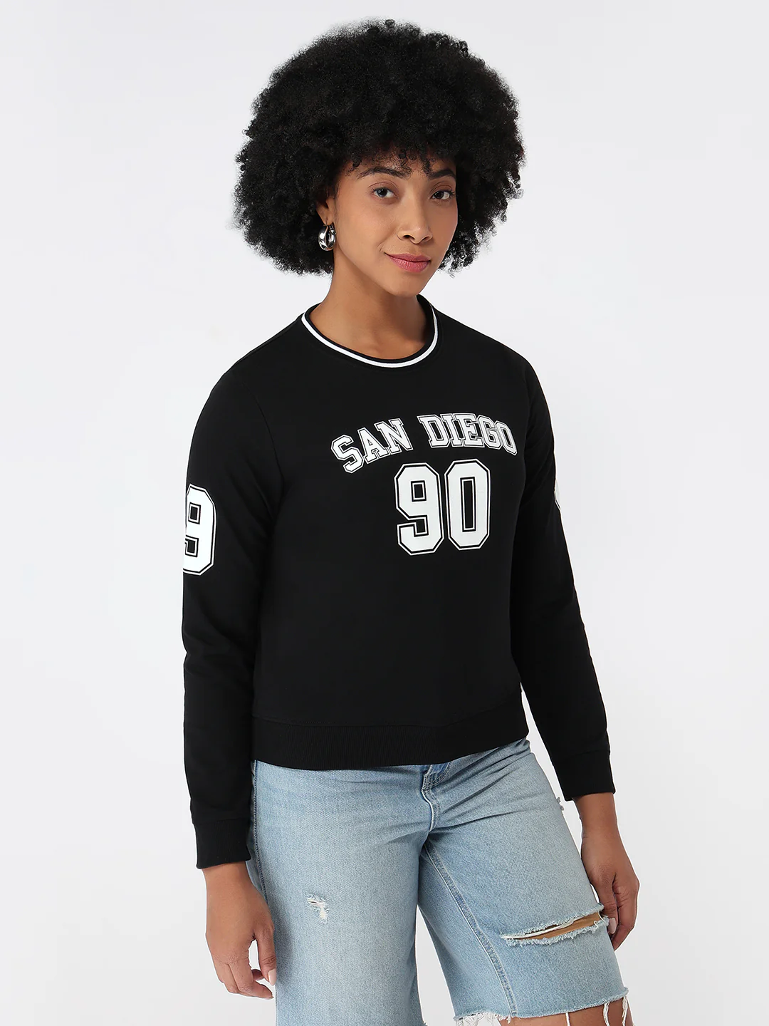 Women Black Slim Fit Sweatshirt - Image 5