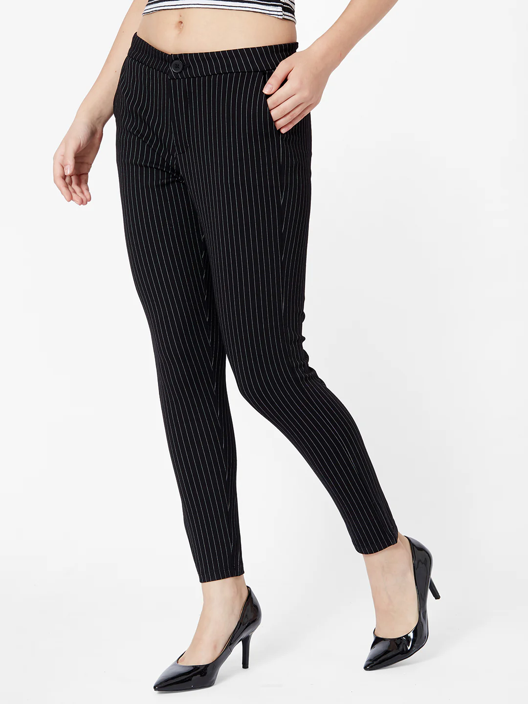 Women Black Slim Fit Treggings - Image 5