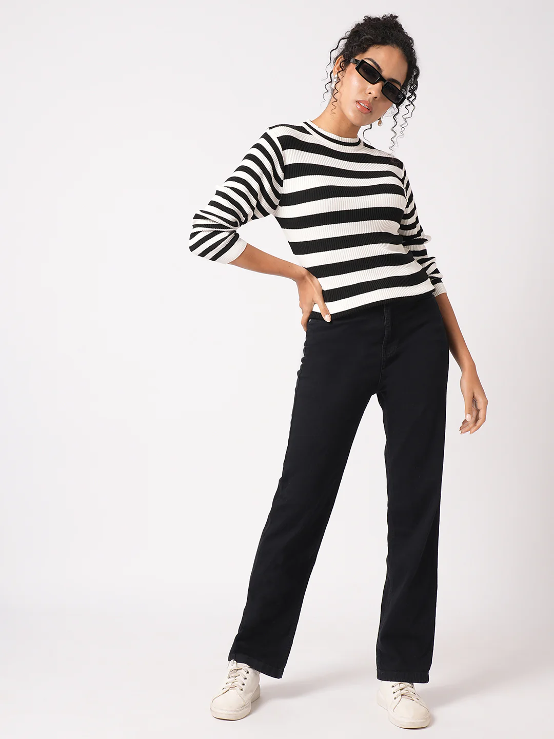Women Black/White Flat Knit - Image 4