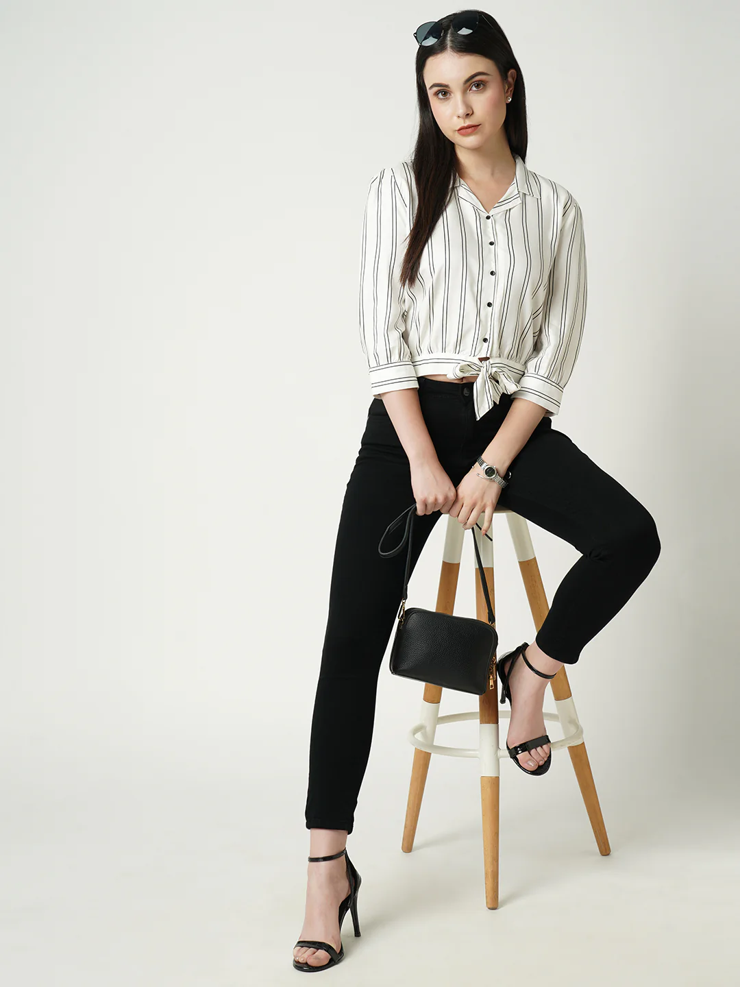 Women Black & White Slim Crop Shirt - Image 3
