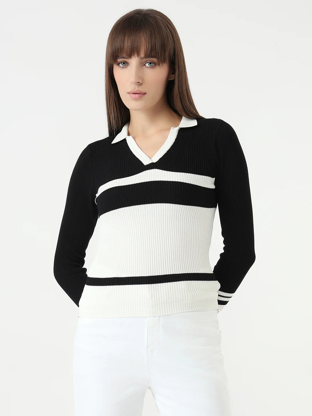 Women Black/White Slim Fit Flat Knit - Image 2