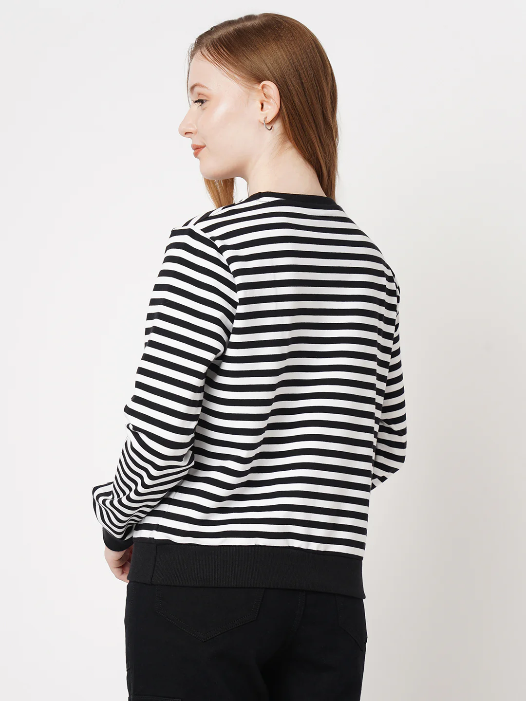 Women Black/White Slim Fit Sweatshirt - Image 3