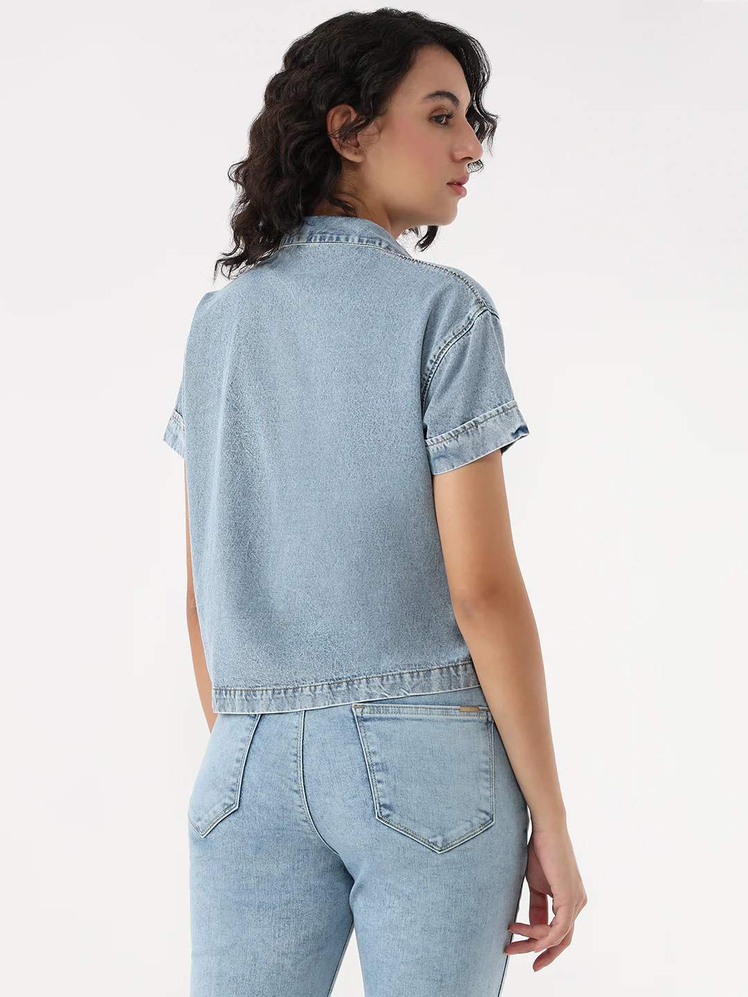 Women Blue Crop Denim Shirt - Image 3