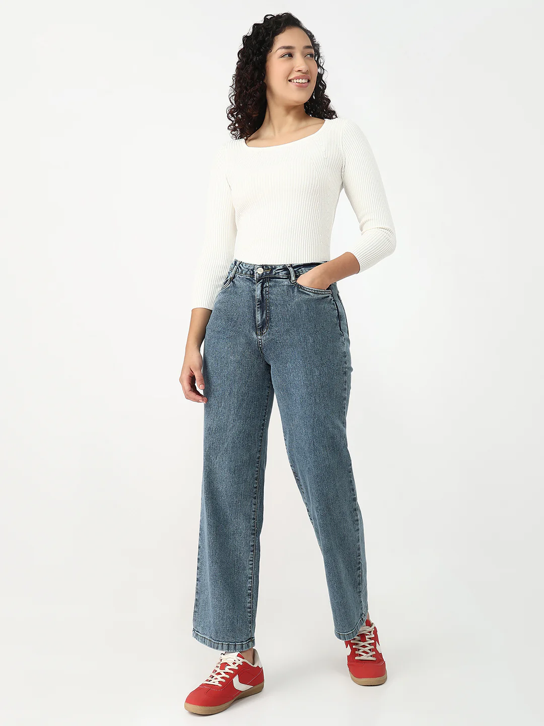 Women Blue High-Rise Baggy Fit Jeans - Image 4