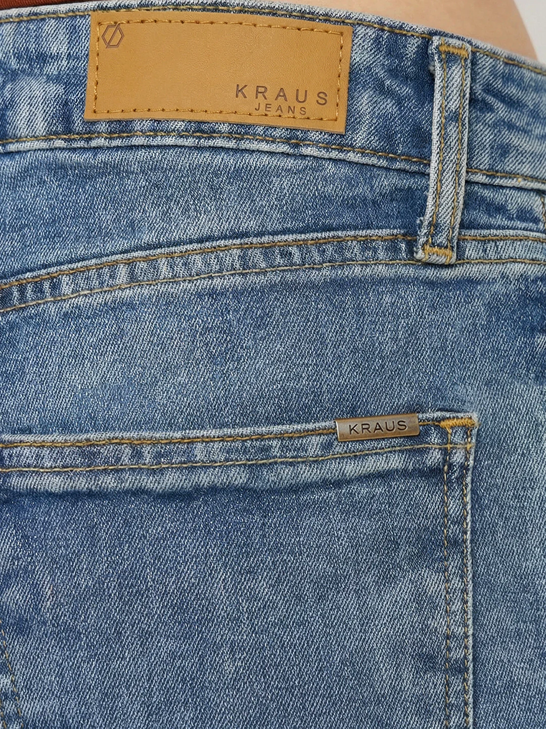 Women Blue High-Rise Baggy Jeans - Image 5