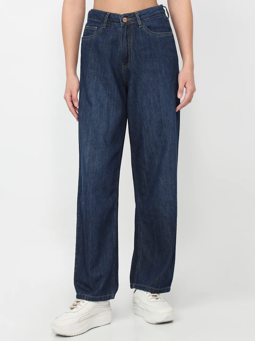 Women Blue High-Rise Barrel Jeans - Image 2