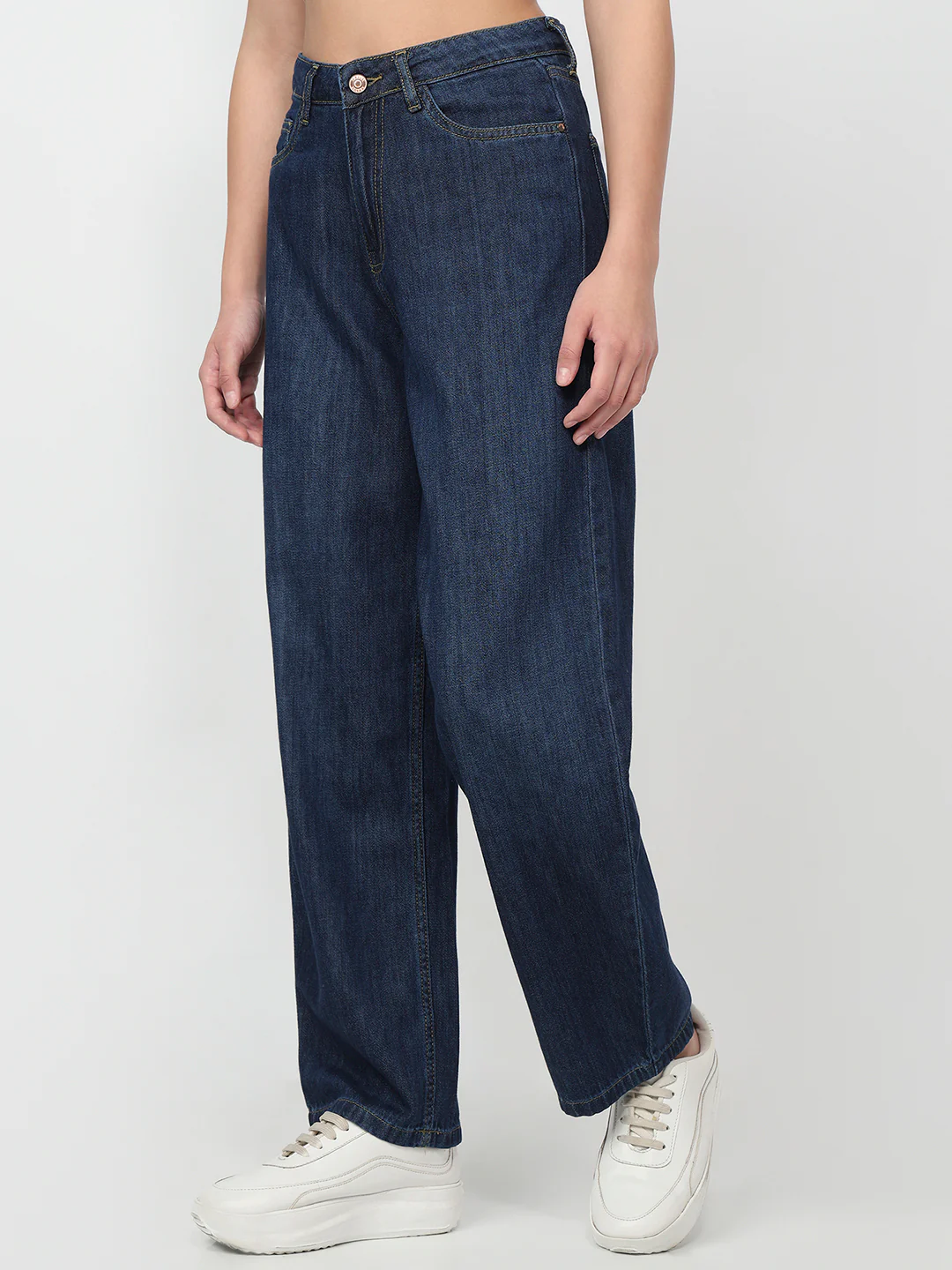 Women Blue High-Rise Barrel Jeans - Image 8
