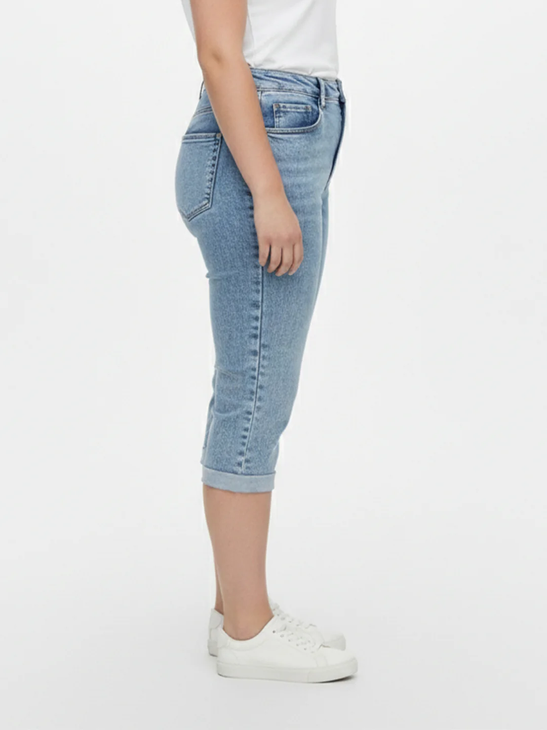 Women Blue High-Rise Capri - Image 6
