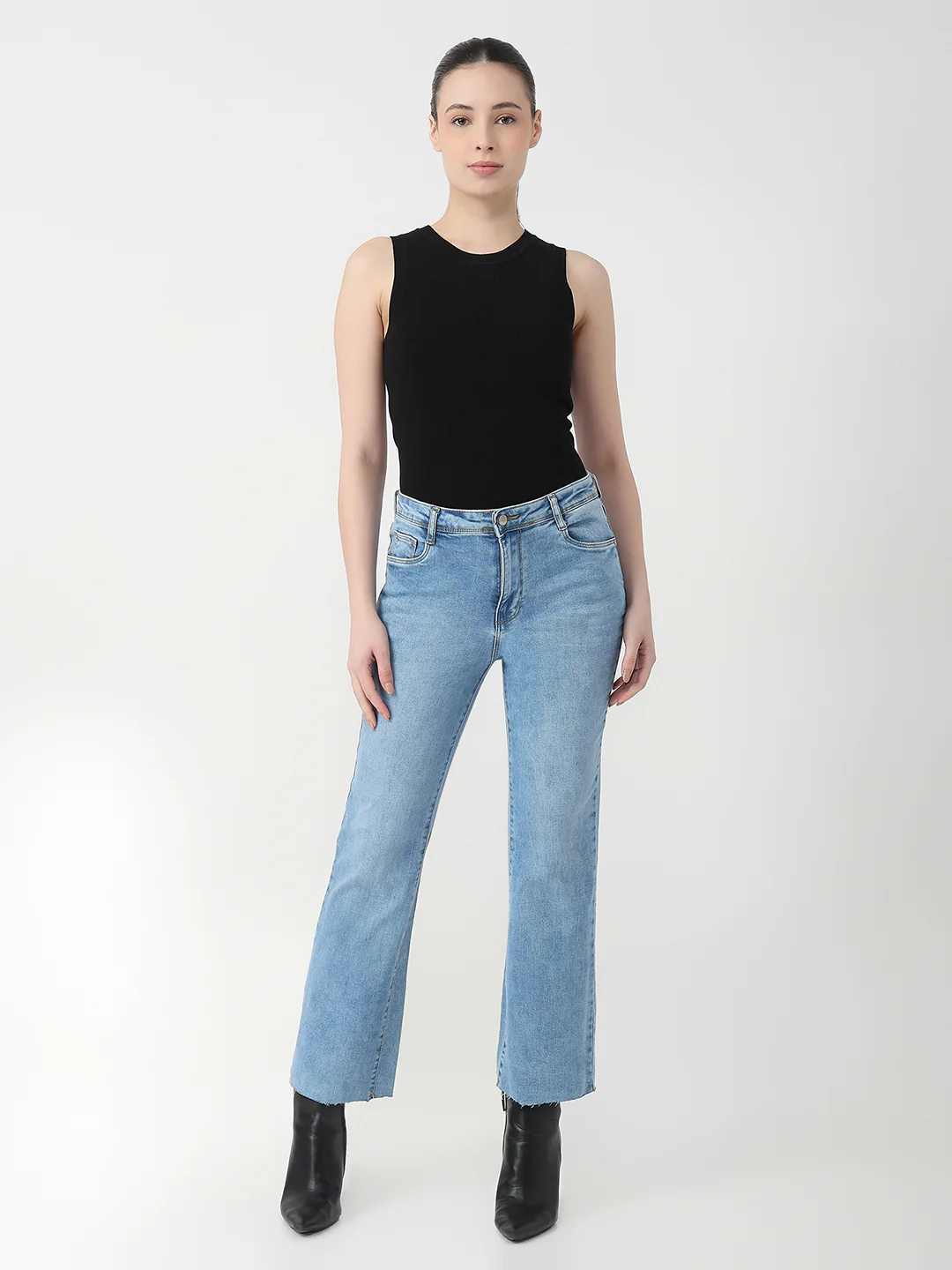 Women Blue High-Rise Crop Flare Jeans - Image 4