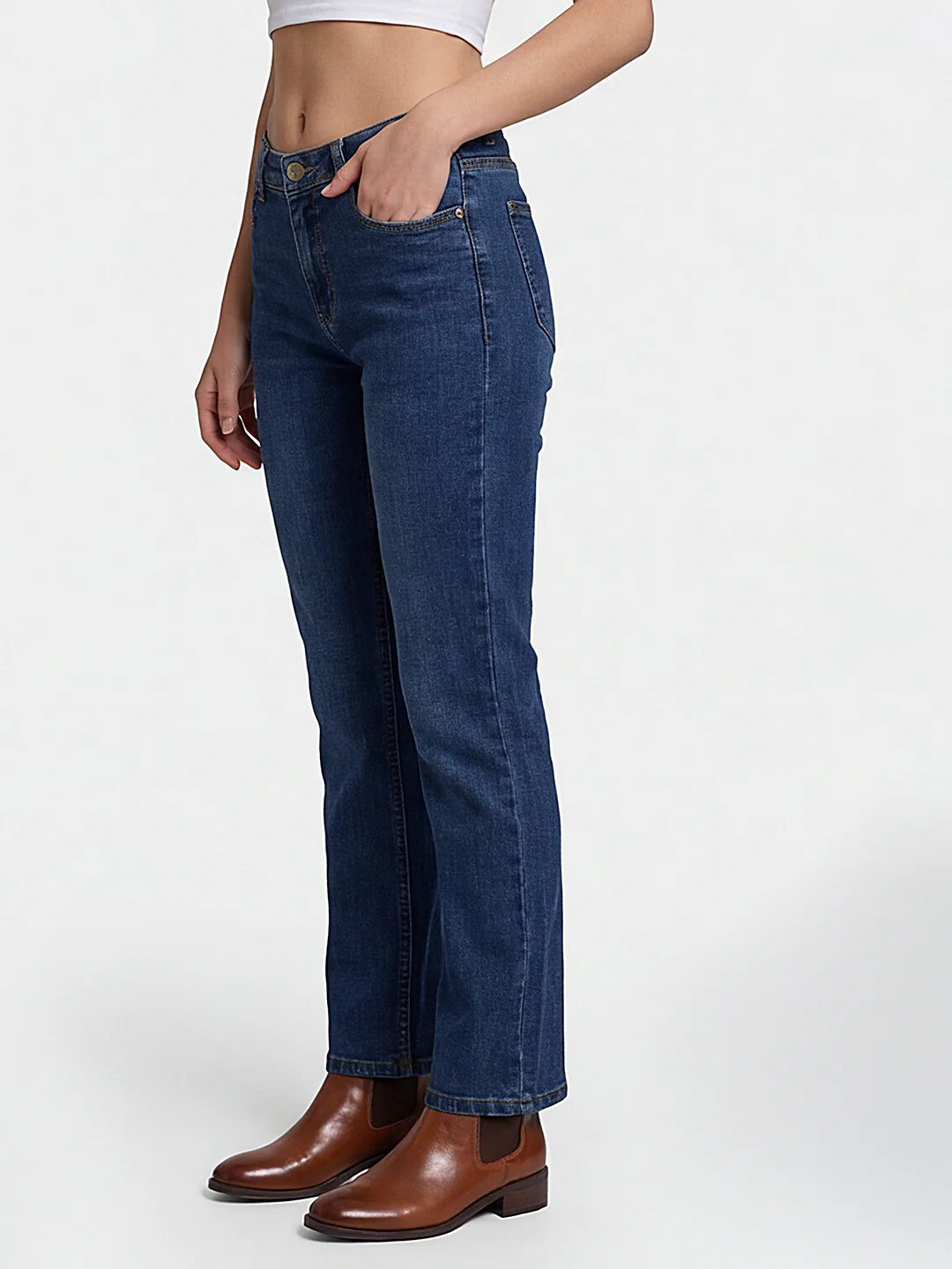 Women Blue High-Rise Crop Flare Jeans - Image 5