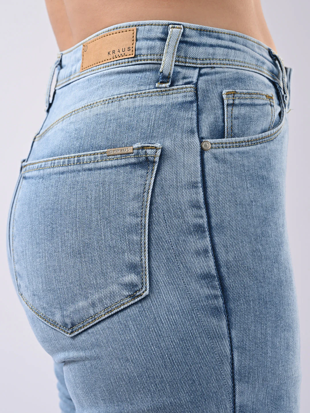 Women Blue High-Rise Flare Jeans - Image 5