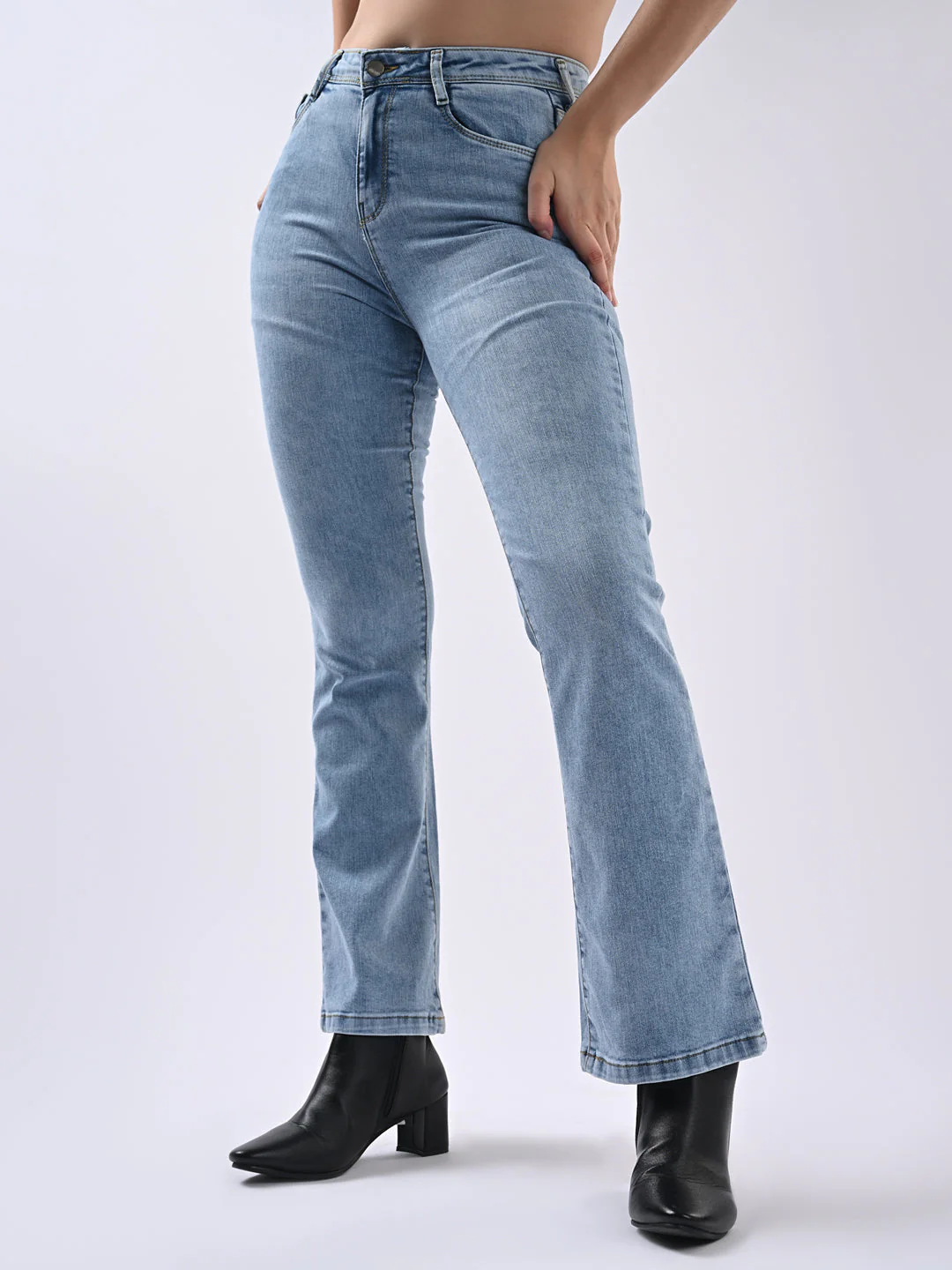 Women Blue High-Rise Flare Jeans - Image 6