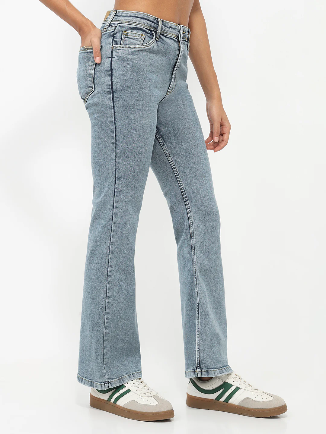 Women Blue High-Rise Flare Jeans - Image 6