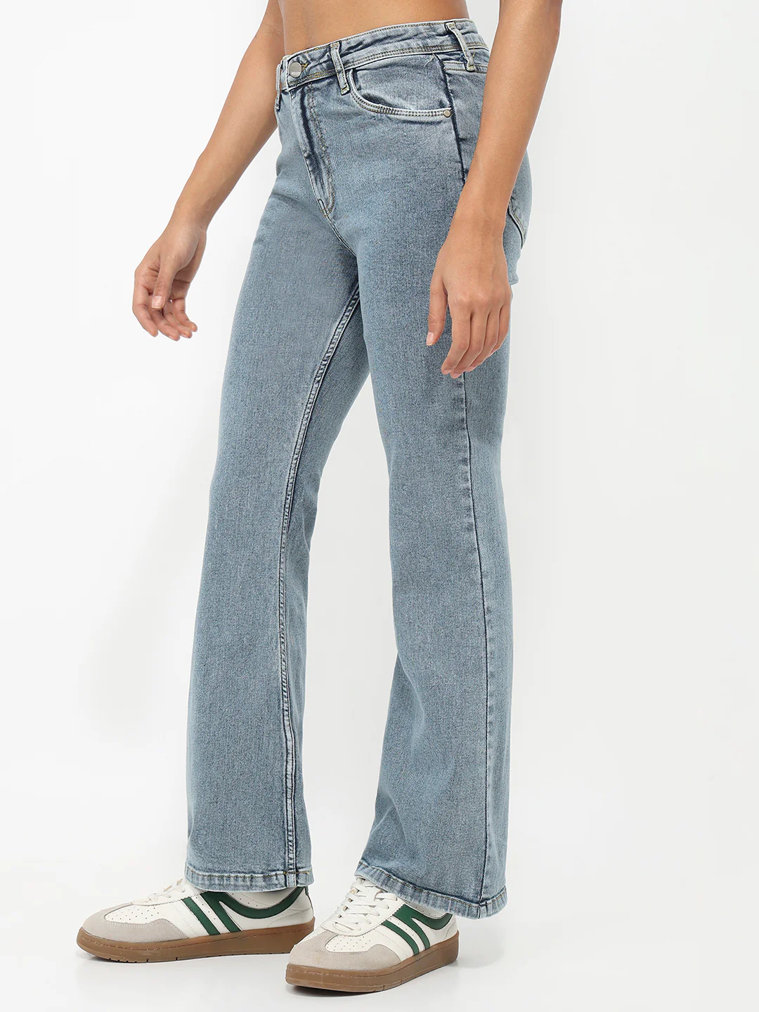 Women Blue High-Rise Flare Jeans - Image 8