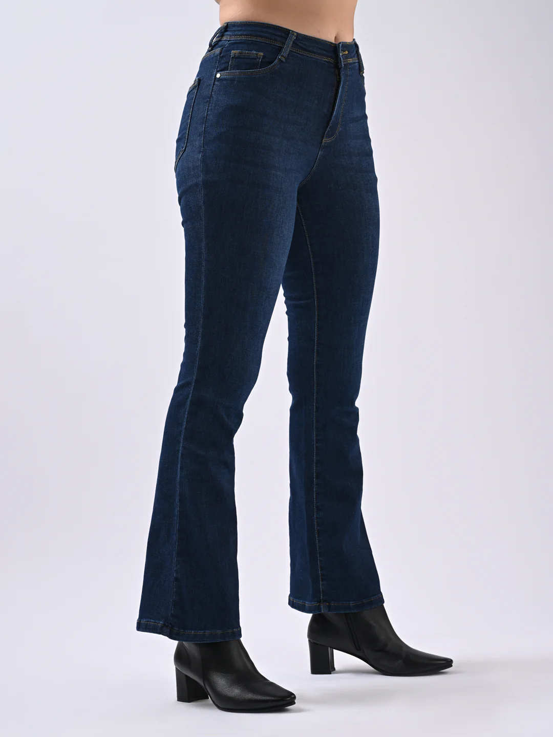 Women Blue High-Rise Flare Jeans - Image 4
