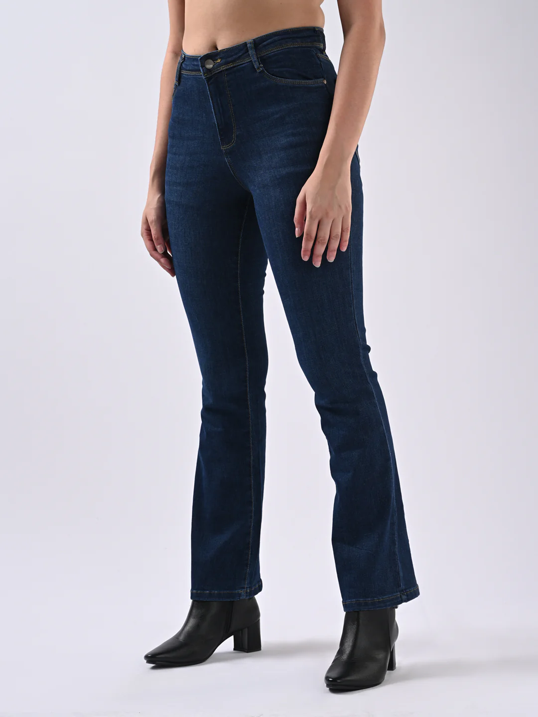 Women Blue High-Rise Flare Jeans - Image 6